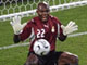 El arquero ghanés Richard Kingston no puedo evitar que Italia marcara dos goles.Foto: AFP