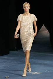 Modelo de Prêta-à-porter Primavera-verano 2008 de Karl Lagerfeld para Chanel. Foto: Reuters