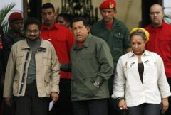 Hugo Chávez se reúne con el dirigente de las FARC Iván Márquez.Foto: Reuters