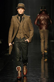 Moda Hombre: modelo de Jean-Paul Gaultier, Otoño-Invierno 2008/09Foto: Reuters