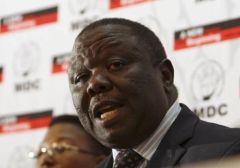 Morgan Tsvangirai, candidato opositor a la presidencia de Zimbabue.Foto: Reuters