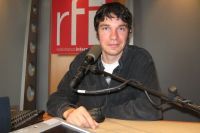 Laurent Fontaine en los estudios de RFI©Jordi Batallé/RFI