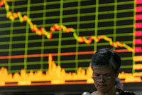 La Bolsa de Shanghai sufrió fuertes pérdidas este martes, siguiendo al resto de las plazas mundiales, el 16 de septiembre de 2008.
Foto: Reuters