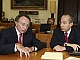Felipe Calderón (derecha) durante su reunión con el presidente del Banco Central de México Guillermo Ortíz.Foto: Reuters