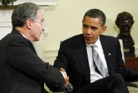 Alvaro Uribe y Barack Obama en la Casa Blanca el 29 de junio en la primera reunión bilateral entre los dos mandatarios. Foto: Reuters 