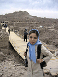 رکسانا صابری ، خبرنگار ایرانی-آمریکایی در بم - مارس 2004