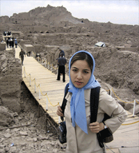 قوۀ قضاییۀ ایران، رکسانا صابری، خبرنگار آمریکایی-ایرانی را به اتهام جاسوسی برای آمریکا به هشت سال زندان محکوم کرده است.(عکس: رویترز)