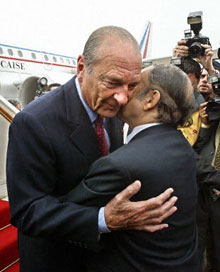 Jacques Chirac a exprimé le souhait que les relations entre la France et l’Algérie «s’intensifient». 

		(Photo: AFP)