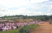 Rwanda. Nyanza. Les prisonniers responsables du génocide. 

		Photo Monique Mas