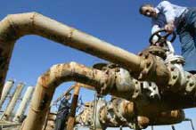 En proposant d'augmenter sa production de pétrole de 2,5 millions de barils par jour, l'Opep veut rassurer l'Occident. 

		(Photo: AFP)