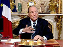 Jacques Chirac a tracé le programme du gouvernement pour les trois prochaines années. 

		(Photo: AFP)