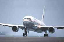 La réintégration du Boeing 767-300 permet à la compagnie Cameroon Airlines de reprendre ses vols internationaux. 

		(photo : AFP)