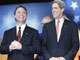 John Edwards ( à gauche) et John Kerry, le «ticket» démocrate à l’élection présidentielle américaine. 

		(Photo : AFP)