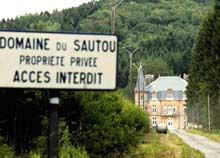 Le château de Sautou aurait été acheté par Fourniret avec l’argent d’un des membres du groupe terroriste Action directe. 

		(Photo : AFP)