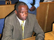 Emmanuel Ndindabahizi, le 15 juillet 2004. 

		(photo : AFP)