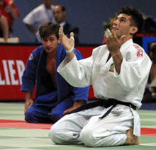 Arash Miresmaeili est soupçonné d'avoir sacrifié ses chances de titre olympique pour des raisons politiques.(Photo: AFP)