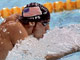 Michael Phelps a joué les gros bras dans le bassin olympique d'Athènes.(Photo: AFP)