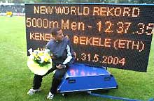 L'Ethiopien Bekele détient le record du monde du 5000 m depuis le meeting de Hengelo aux Pays-Bas, le 31 mai 2004.(Photo: AFP)