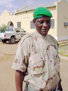 Un observateur militaire de l’Union africaine. 

		(Photo : Laurent Correau/RFI)
