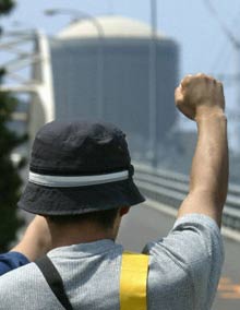 La confiance du peuple nippon dans le nucléaire avait déjà été ébranlée par une série d’incidents survenus ces dernières années. 

		(Photo : AFP)