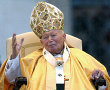 300 000 à 400 000 fidèles attendent le Pape ce week-end à Lourdes. 

		Photo :  AFP