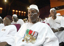 Il aura fallu soixante ans avant qu’un chef d’Etat africain ne rende hommage aux tirailleurs sénégalais. 

		(Photo : AFP)