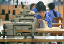 56 % des travailleurs forcés sont des femmes. (Photo : AFP)