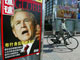 Photo archive de George Bush en couverture d’un magazine chinois. Le pouvoir chinois considère la stabilité internationale comme une condition préalable pour atteindre ses objectifs de croissance.(Photo : AFP)