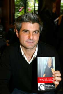 Le prix Goncourt 2004 a été attribué à Laurent Gaudé pour <EM>Le Soleil des Scorta </EM>(Actes Sud). 

		(Photo :AFP)
