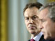 Tony Blair et George W. Bush, ensemble, pour une Palestine démocratique. 

		(Photo : AFP)