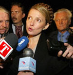 Ioula Timoshenko, ancienne ministre et alliée de Viktor Iouchtchenko. <A href="http://www.rfi.fr/francais/actu/articles/059/article_32011.asp">Portrait.</A> 

		(Photo : AFP)