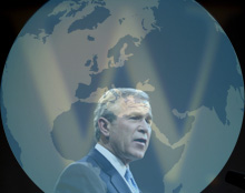George W. Bush se félicite du succès de ces élections irakiennes.(Photo : AFP/RFI)