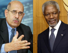 Le secrétaire général des Nations unies Kofi Annan (D) et le directeur de l'Agence internationale de l'énergie atomique Mohammed el-Baradeï (G) sont dans la ligne de mire des Etats-Unis. 

		(Photos : AFP)
