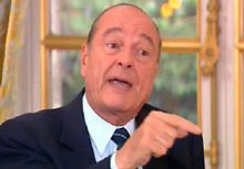 Jacques Chirac, à la télévision française, le 15 décembre 2004. 

		(Photo: AFP)
