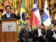 Le président du Pérou, Alejandro Toledo ( au premier plan), hôte de ce troisième sommet de l’Amérique du Sud où sont représentés 12 pays de la région. 

		(Photo : AFP)