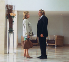 Catherine Deneuve, entendue comme témoin dans l'affaire Khalifa&nbsp;et Gérard Depardieu qui pourrait être interrogé dans la même affaire.&nbsp;Les deux acteurs sont actuellement à l'affiche du film «<EM>Les temps qui changent</EM>». (Photo : AFP)