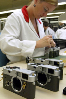 Le fabriquant allemand Leica, avec son célèbre format 24x36 mm, a révolutionné l'histoire de la photographie.(Photo : AFP)