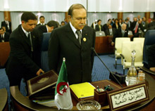 Le président algérien Abdelaziz Bouteflika a réaffirmé que la paix avec Israël était «<EM>le choix stratégique du monde arabe</EM>».( Photo : AFP)