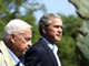George Bush a fait part à Ariel Sharon de son «<EM>souci de ne pas voir Israël prendre des initiatives qui contredisent ses obligations à l’égard de la Feuille de route».</EM>(Photo : AFP)