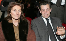 Les éventuelles mésententes au sein du couple Sarkozy font la Une de la presse française.(Photo : AFP)