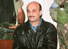 Samir Geagea, ici à son procès en 1995, devrait retrouver la liberté avant la fin de la semaine. (photo : AFP)