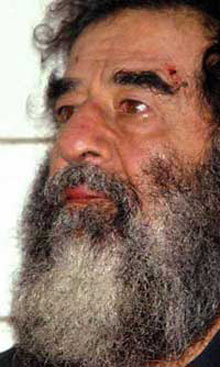 En attendant d’être jugé, Saddam Hussein reste incarcéré sous la garde des Américains dans un lieu tenu secret.(photo : AFP)