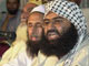 Masood Azhar (à droite), s'est vu interdire ses activités en 2002.Photo : AFP