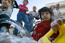 Les quelque 1,4 million de Palestiniens ont dû se contenter de 20% des ressources en eau de la bande de Gaza.(Photo: AFP)