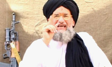 Dans une vidéo diffusée sur la chaîne satellitaire arabe Al-Jazira, Ayman al-Zawahiri, numéro&nbsp;2 présumé du réseau terroriste Al-Qaida, a renouvelé ses menaces contre les Etats-Unis et la Grande-Bretagne.(Photo : AFP)