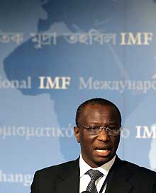 M. Diop (photo du 17 avril 2005) a été <I>«entendu en tant que témoin et, en sa qualité de technicien, il a apporté des éclairages sur les procédures budgétaires» </I>.(Photo: AFP)