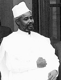 L'ancien président du Tchad, Hissène Habré, au temps de son règne, en 1987.(Photo : diplomatie.gouv.fr)