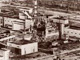 Photo de l'explosion du réacteur numéro 4 de la centrale nucléaire de Tchernobyl, le 26 avril 1986. Un rapport intitulé le <EM>Legs de Tchernobyl</EM>, discuté mardi et mercredi à Vienne, relativise l’ampleur de la catastrophe.DR