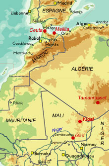 Le Mali est considéré comme un pays de transit, parce que les immigrants accèdent facilement en Algérie par le nord, puis au Maroc, avant de rejoindre les enclaves espagnoles de Ceuta et Melilla.(Cartographie: RFI)