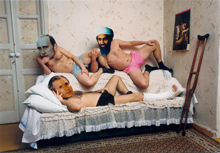 Les artistes du collectif russe «Blue Noses group». La Fiac a misé sur une plus grande représentation étrangère.D.R